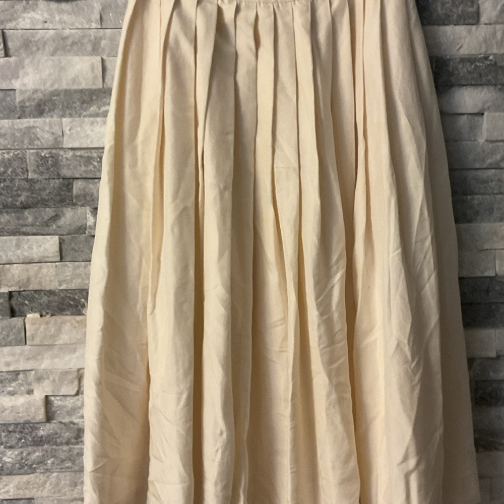 Ellen Tracy Cream A-Line Skirt